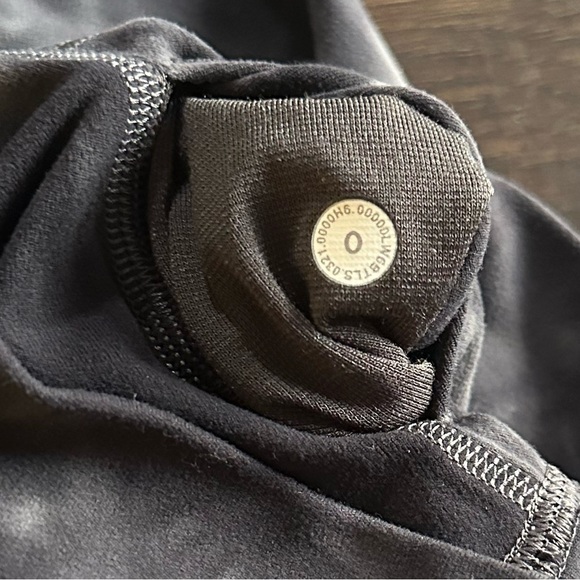 Lululemon Align High Rise Crop 17" Diamond Dye Pitch Grey Graphite Grey Sz 0 - Picture 10 of 10